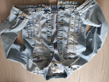 Jeans jasje maat 152 beschikbaar voor biedingen