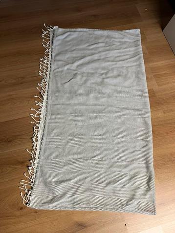 Groot dekentje beschikbaar voor biedingen