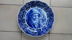 Assiette décorative bleue de Delft, Enlèvement