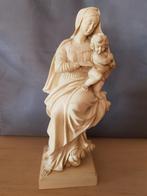 Statue de la vierge et l'enfant, Enlèvement