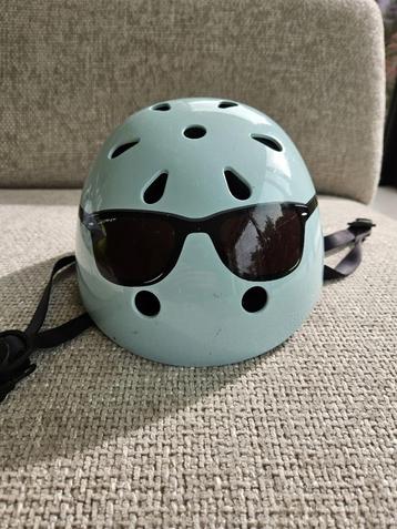 Casque de vélo pour enfant Hornit disponible aux enchères