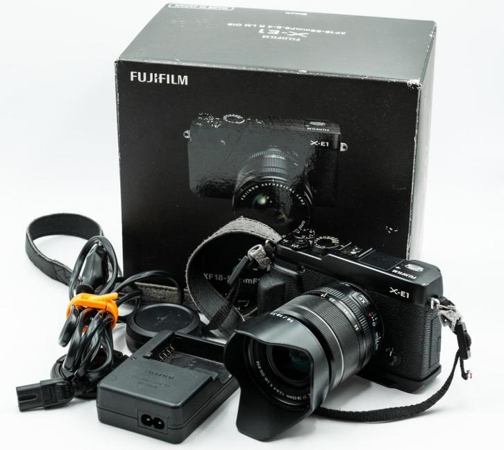 Fujifilm XE-1 + Fujifilm XF 18-55mm F2.8-4 R LM OIS + Grip, Audio, Tv en Foto, Fotocamera's Digitaal, Gebruikt, Compact, Fuji