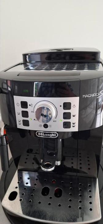 Delonghi Magnifica S koffiemachine met 3 maanden garantie  beschikbaar voor biedingen