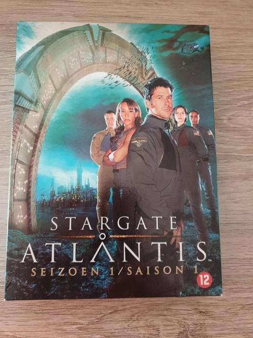 Stagate atlantis seizoen 1, CD & DVD, DVD | TV & Séries télévisées, Enlèvement ou Envoi