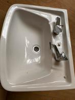 Wasbak met kranen, Ophalen