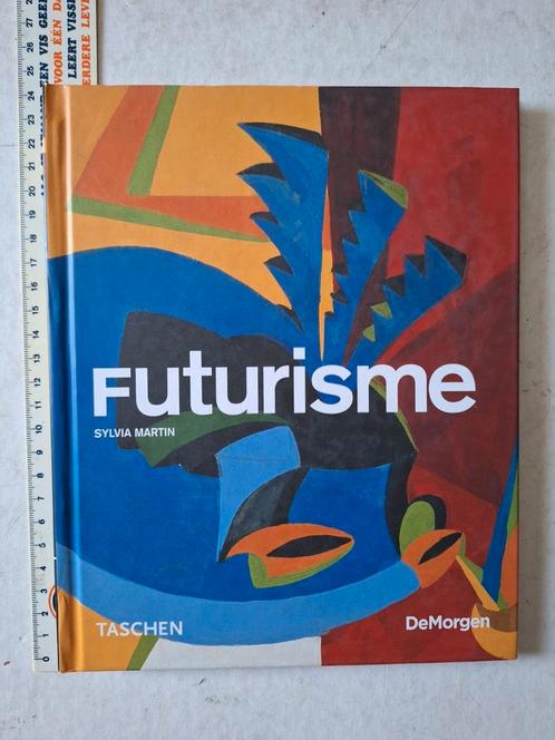 Kunstboek Futurisme door Sylvia Martin, Boeken, Kunst en Cultuur | Beeldend, Zo goed als nieuw, Ophalen of Verzenden