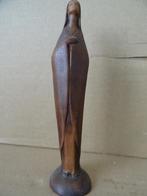 Aardewerk Mariabeeldje Art deco stijl 16cm Hongarije 1980, Ophalen of Verzenden, Zo goed als nieuw, Beeld(je), Christendom | Katholiek