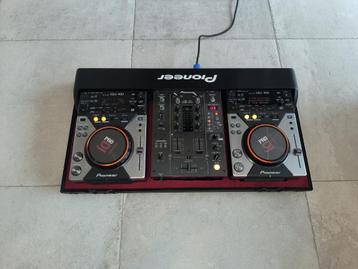 2 x Pioneer Cdj 400 + Djm 400 + Flightcase In perfecte nieuw beschikbaar voor biedingen