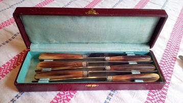Ensemble de couteaux anciens dans leur boîte d'origine, 6 co, Enlèvement ou Envoi