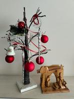 Kerstboompje met houten kerststal., Diversen, Kerst, Ophalen of Verzenden, Zo goed als nieuw