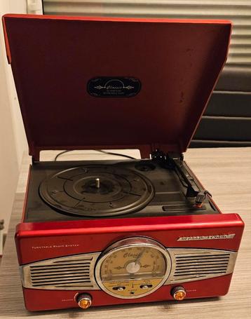 Vintage lp player + radio in goede staat