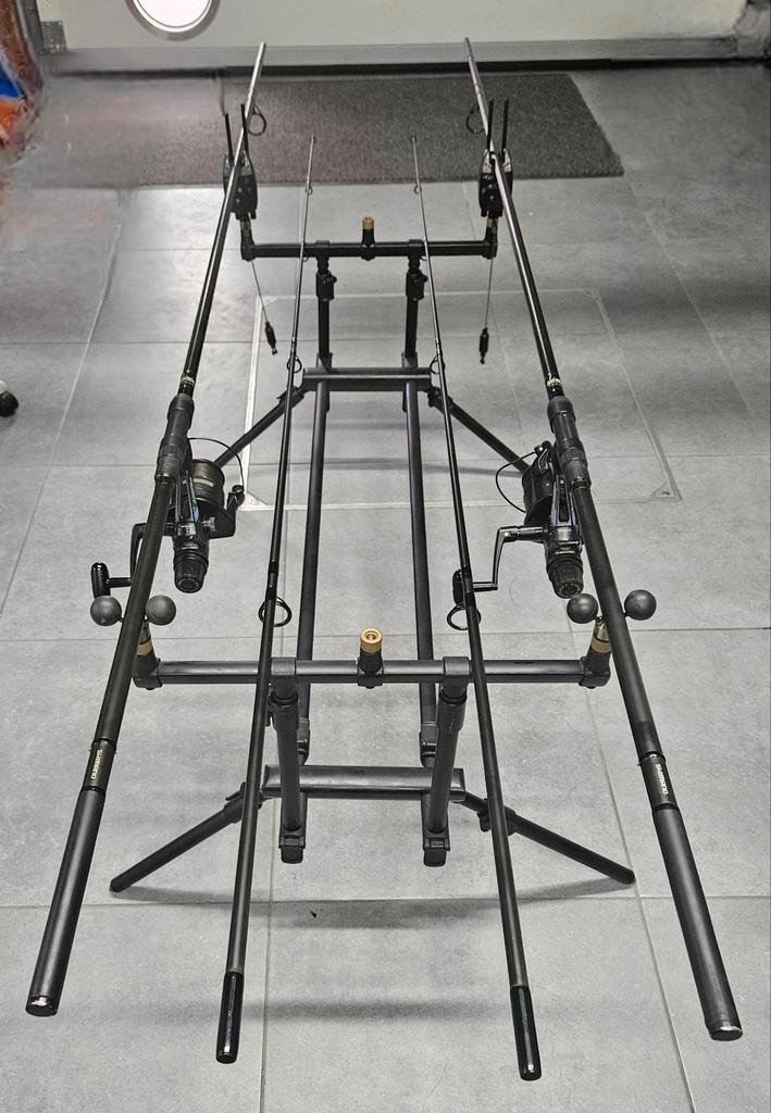 Complete visset, Watersport en Boten, Hengelsport | Karpervissen, Zo goed als nieuw, Complete set, Ophalen