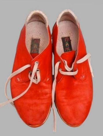 ✨️EVERYBODY Rode Schoenen - Maat 37 - redelijke staat✨️ beschikbaar voor biedingen