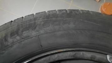 Pneus montés sur roues beschikbaar voor biedingen