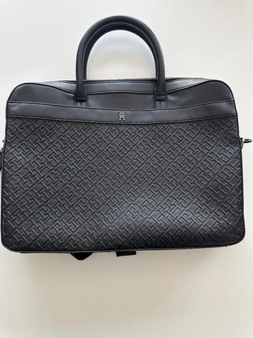 TOMMY HILFIGER TH Monogram PU-aktetas voor heren beschikbaar voor biedingen