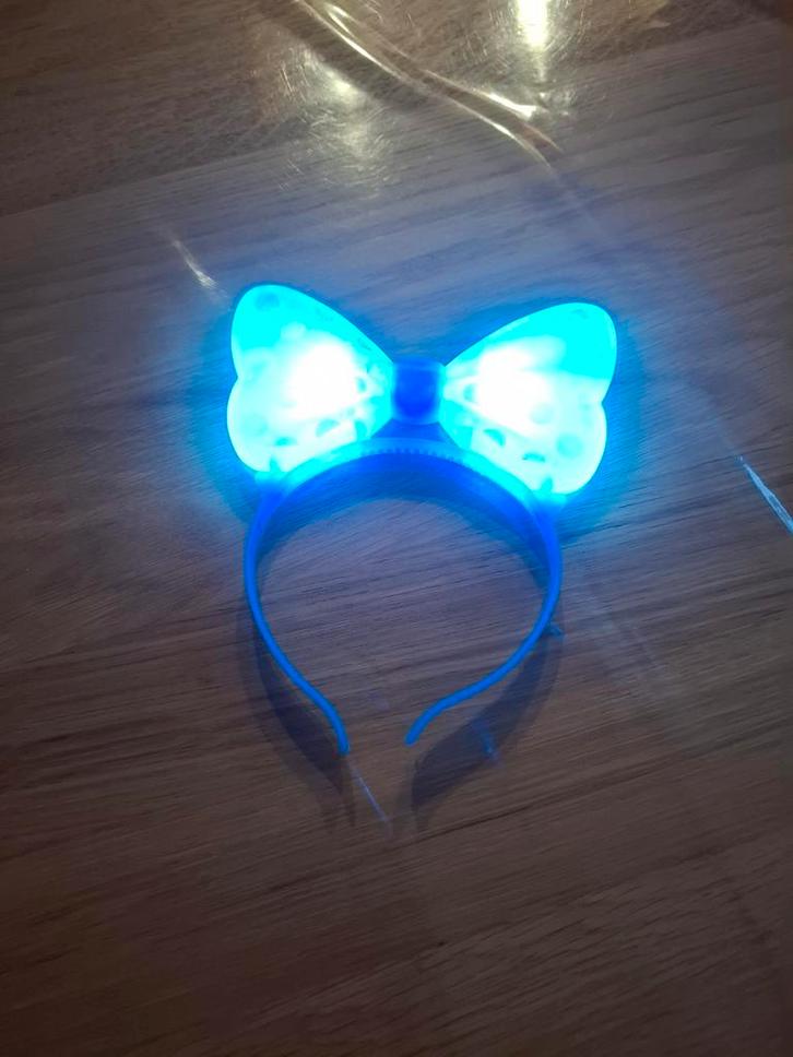 Diadeem met strik en licht ,verkleedkleding, Kinderen en Baby's, Carnavalskleding en Verkleedspullen, Ophalen