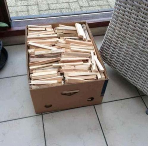 Aanmaakhout 7 euro per doos, Tuin en Terras, Brandhout, Ophalen
