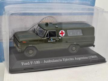 Véhicule d'ambulance militaire Ford F100 - Salvat 1:43 milit, Enlèvement ou Envoi, Comme neuf, Voiture, Autres marques
