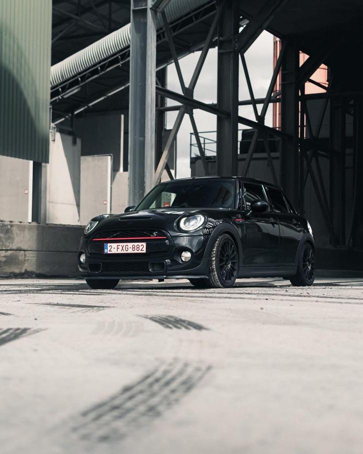 Prachtige mini cooper s, Auto's, Mini, Particulier, Cooper S, Benzine, Euro 5, 5 deurs, Automaat, Zwart, Leder, Voorwielaandrijving