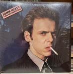 JOHN HIATT - 2 TITELS, CD & DVD, Vinyles | Rock, Enlèvement ou Envoi, Utilisé, 12 pouces, Chanteur-compositeur