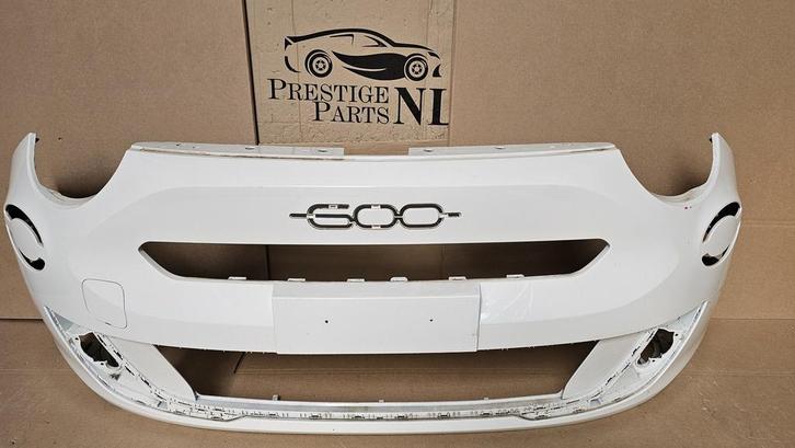 Voorbumper Fiat 600 600E ELEKTRISCH ORIGINEEL 735763132 WIT, Auto-onderdelen, Carrosserie, Bumper, Fiat, Voor, Gebruikt, Herkomst onderdeel bekend