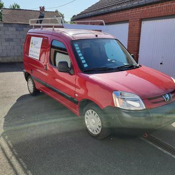 PEUGEOT PARTNER CTOK 1.6HDI  PRETE A IMMATRICULER, Autos, Rouge, Achat, 4 portes, Boîte manuelle