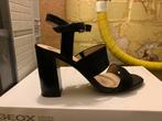Zwarte suède sandalen 38, Ophalen of Verzenden, Gedragen, Zwart, Schoenen met hoge hakken