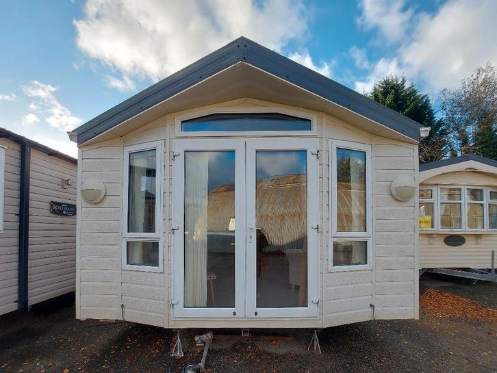 Willerby Vogue 42x13, Caravans en Kamperen, Stacaravans, tot en met 4, Ophalen