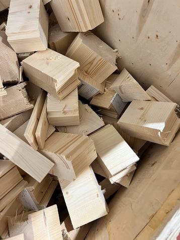  Vurenhouten blokjes ideaal voor barbecue of open haard! beschikbaar voor biedingen