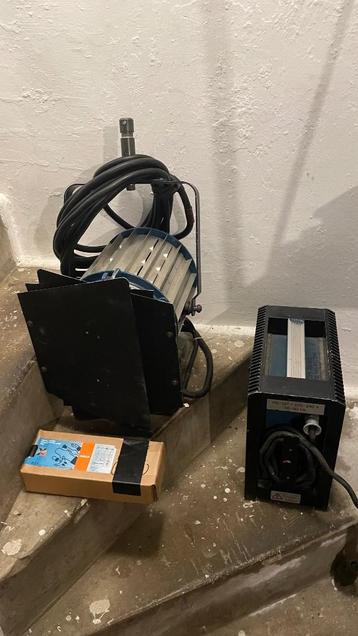 Arri 575W Compact HMI Avec Ballast, Câble Et Ampoule beschikbaar voor biedingen