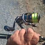 Shimano twinpower 2500fd nieuwstaat, Watersport en Boten, Hengelsport | Roofvissen, Ophalen of Verzenden, Zo goed als nieuw