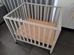 Babypark + op maat gemaakte matras Revor + matrasbeschermer, Ophalen, Zo goed als nieuw