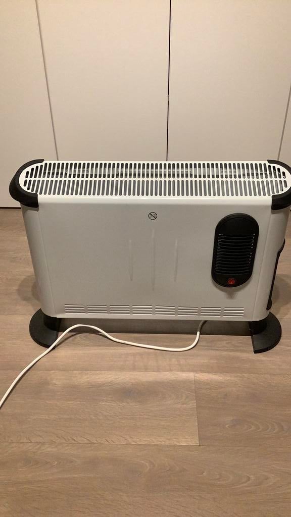 Elektrische verwarming, Ophalen, Zo goed als nieuw