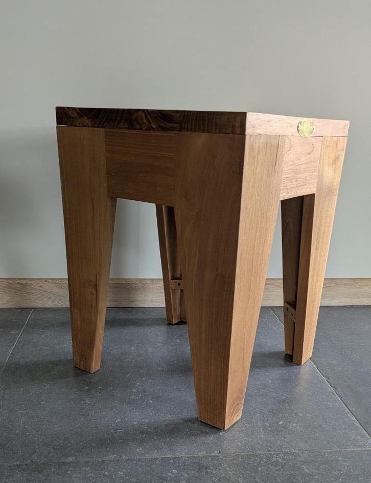 bijzettafel in teak, Huis en Inrichting, Tafels | Bijzettafels, Zo goed als nieuw, Vierkant, 45 tot 60 cm, Minder dan 55 cm, Hout
