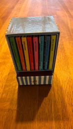 Petite boîte bibliothèque avec 8 livres et 1 tiroir, Maison & Meubles, Armoires | Bibliothèques, Enlèvement ou Envoi, Comme neuf