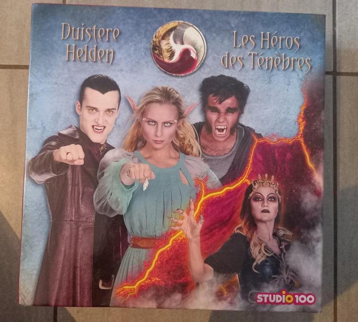 Nachtwacht duistere helden, Hobby & Loisirs créatifs, Jeux de société | Jeux de plateau, Comme neuf, Enlèvement ou Envoi