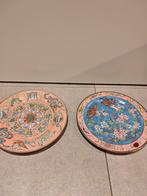 Antiek Chinees porselein, 2 handgeschilderde borden, Antiek en Kunst, Antiek | Keramiek en Aardewerk, Ophalen