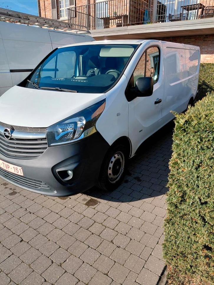 Opel Vivaro 1.6 CDTI H1L2, Autos, Camionnettes & Utilitaires, Particulier, ABS, Phares directionnels, Airbags, Air conditionné