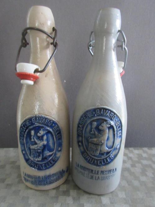 Brasserie BAVARO BELGE 2 verschillende stenen flessen, Verzamelen, Biermerken, Zo goed als nieuw, Flesje(s), Overige merken, Ophalen of Verzenden