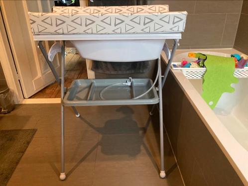 Babybadje met verzorgingskussen - zeer handig, Kinderen en Baby's, Badjes en Verzorging, Zo goed als nieuw, Badje, Ophalen
