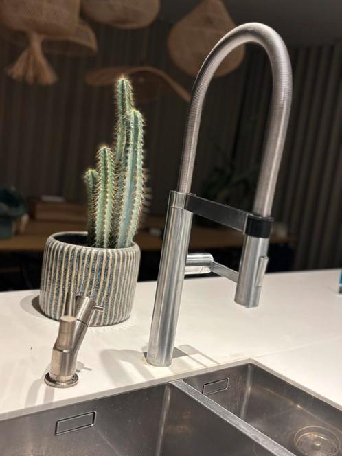 Mat chromé flexibel keukenkraan met Quooker kokendwaterkraan, Huis en Inrichting, Keuken | Keukenelementen, Gebruikt, Ophalen