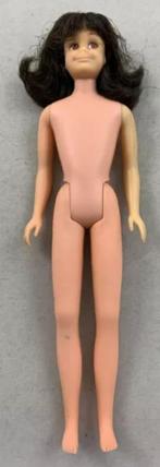 Barbie Skooter buigzame benen pop Vintage 1965 1960s Japan, Verzamelen, Verzenden, Zo goed als nieuw, Pop