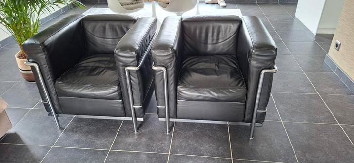 Cassina LC2, Huis en Inrichting, Zetels | Zetels, Zo goed als nieuw, Ophalen