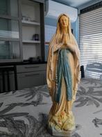 Statue de Marie, Enlèvement ou Envoi