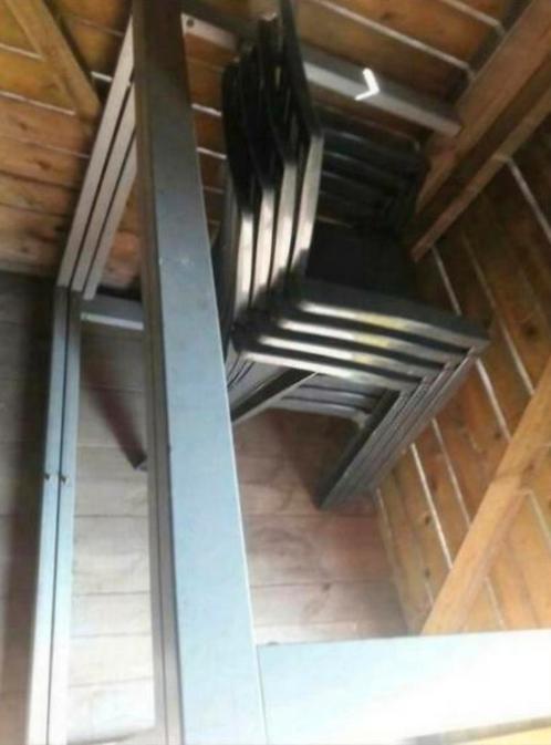 Table de salle à manger ou jardin en alu et verre dépoli, Huis en Inrichting, Tafels | Eettafels, Gebruikt, 50 tot 100 cm, 100 tot 150 cm
