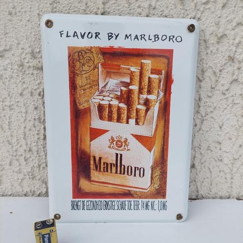 GEËMAILLEERDE BORD MARLBORO SIGARETTEN FLAVOR ORIGINELE, Verzamelen, Merken en Reclamevoorwerpen, Gebruikt, Reclamebord, Ophalen of Verzenden
