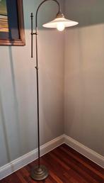 Oude vintage leeslamp in opaline en brons, Huis en Inrichting, Ophalen, Zo goed als nieuw