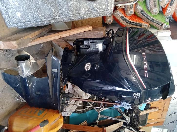 Evinrude E-TEC 115 CV hors bord moteur, Watersport en Boten, Buiten- en Binnenboordmotoren, Buitenboordmotor, Ophalen