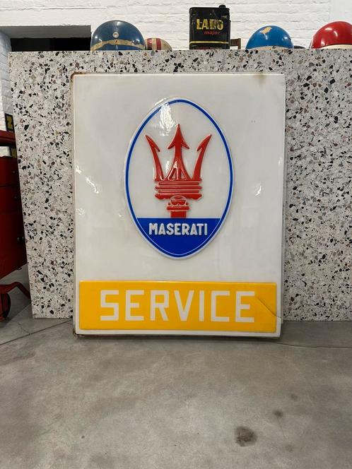 Maserati origineel lichtbak, Verzamelen, Merken en Reclamevoorwerpen, Ophalen