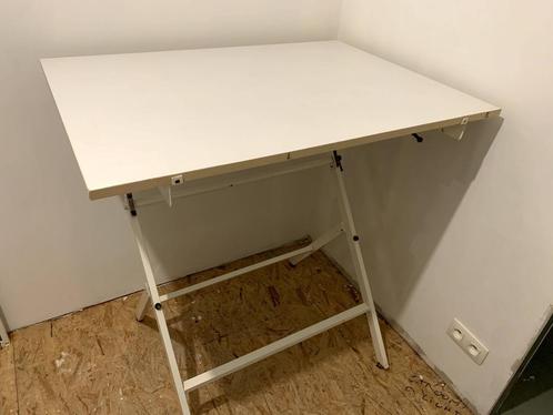 tekentafel + stoel(statafel opklapbaar & verstelbaar in hoog, Doe-het-zelf en Bouw, Tekentafels, Gebruikt, Ophalen